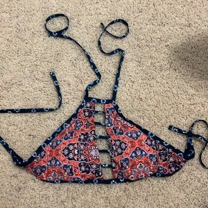 Reversible bathing suit top